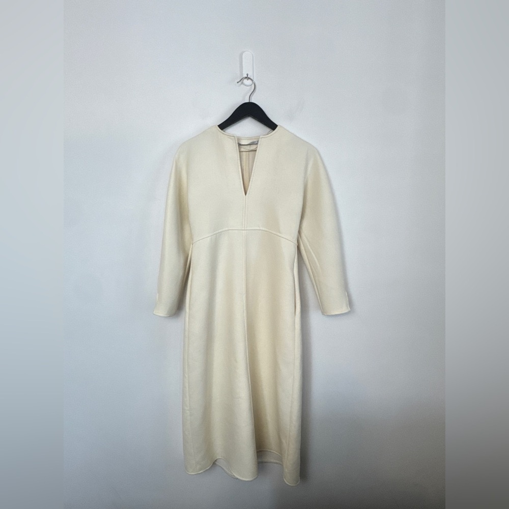 ZARA - contemporary Cream Long-Sleeve Sheath Dress. Medium - Picture 2 of 7